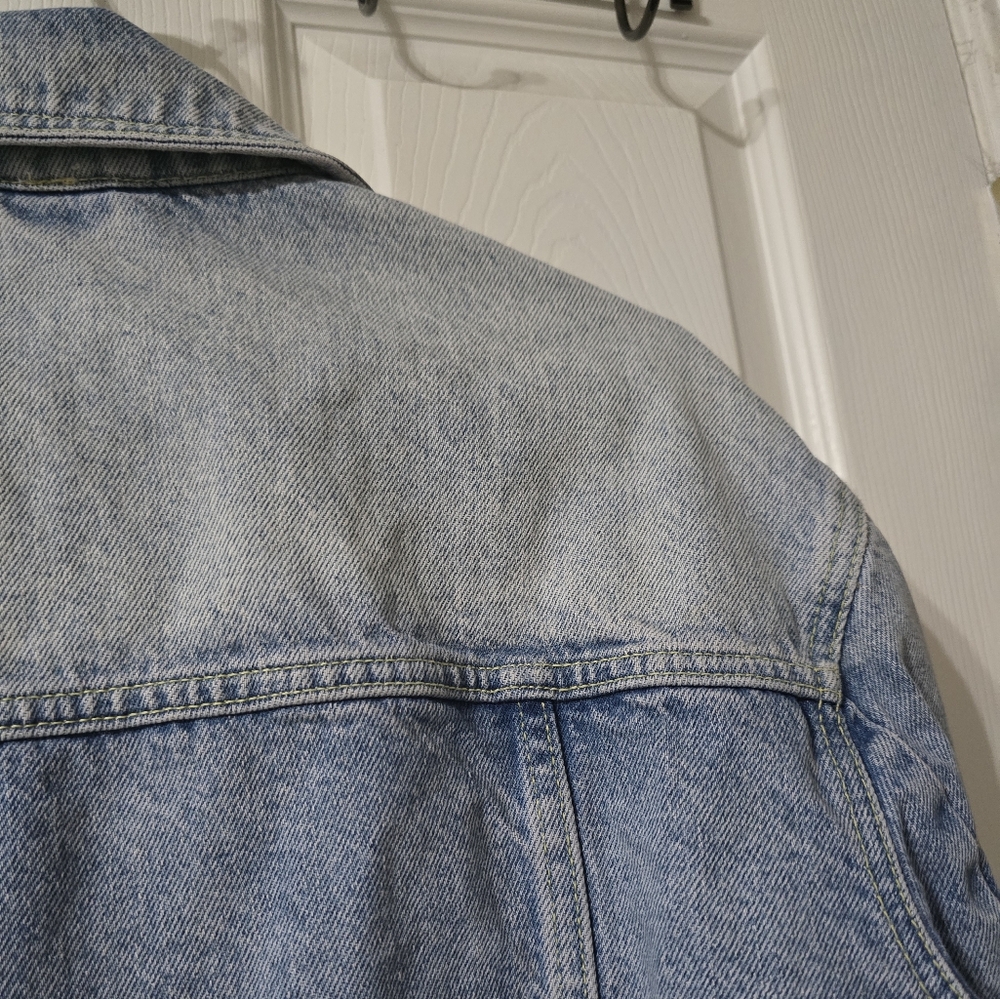 Free People Dillon Denim Jacket in Jasmine, Oversized/Boxy Fit, Frayed Hem, EUC! - Picture 11 of 16